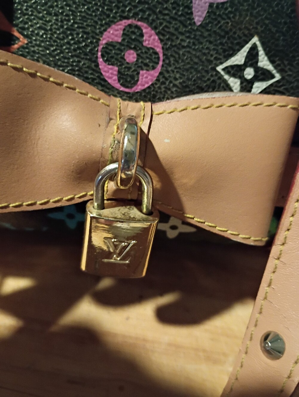 Louis Vuitton Speedy - Picture 2 of 16